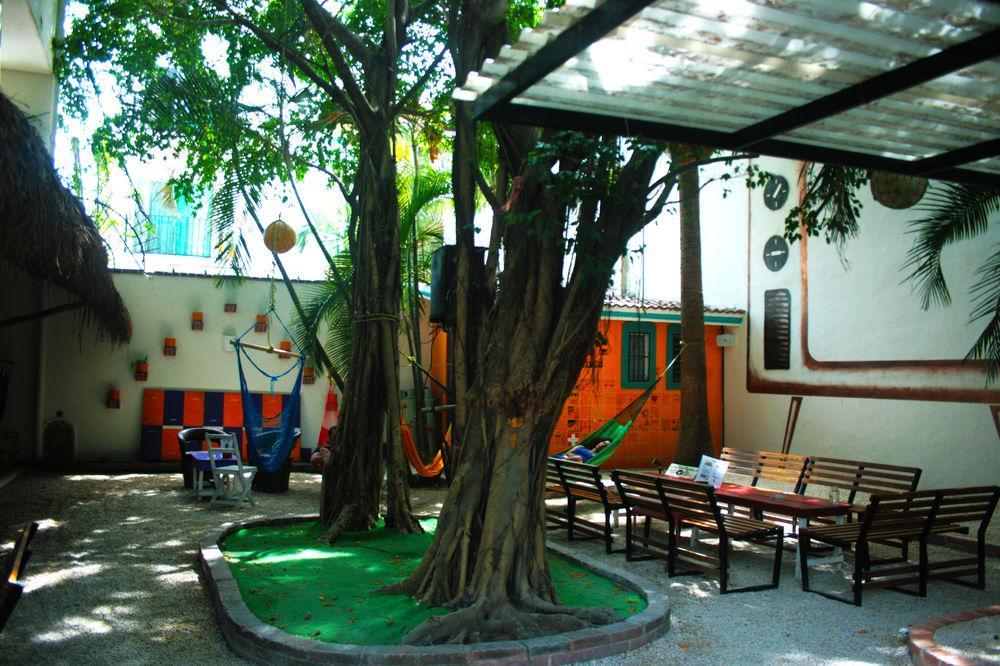 The Yak Hostel Playa del Carmen Exterior foto
