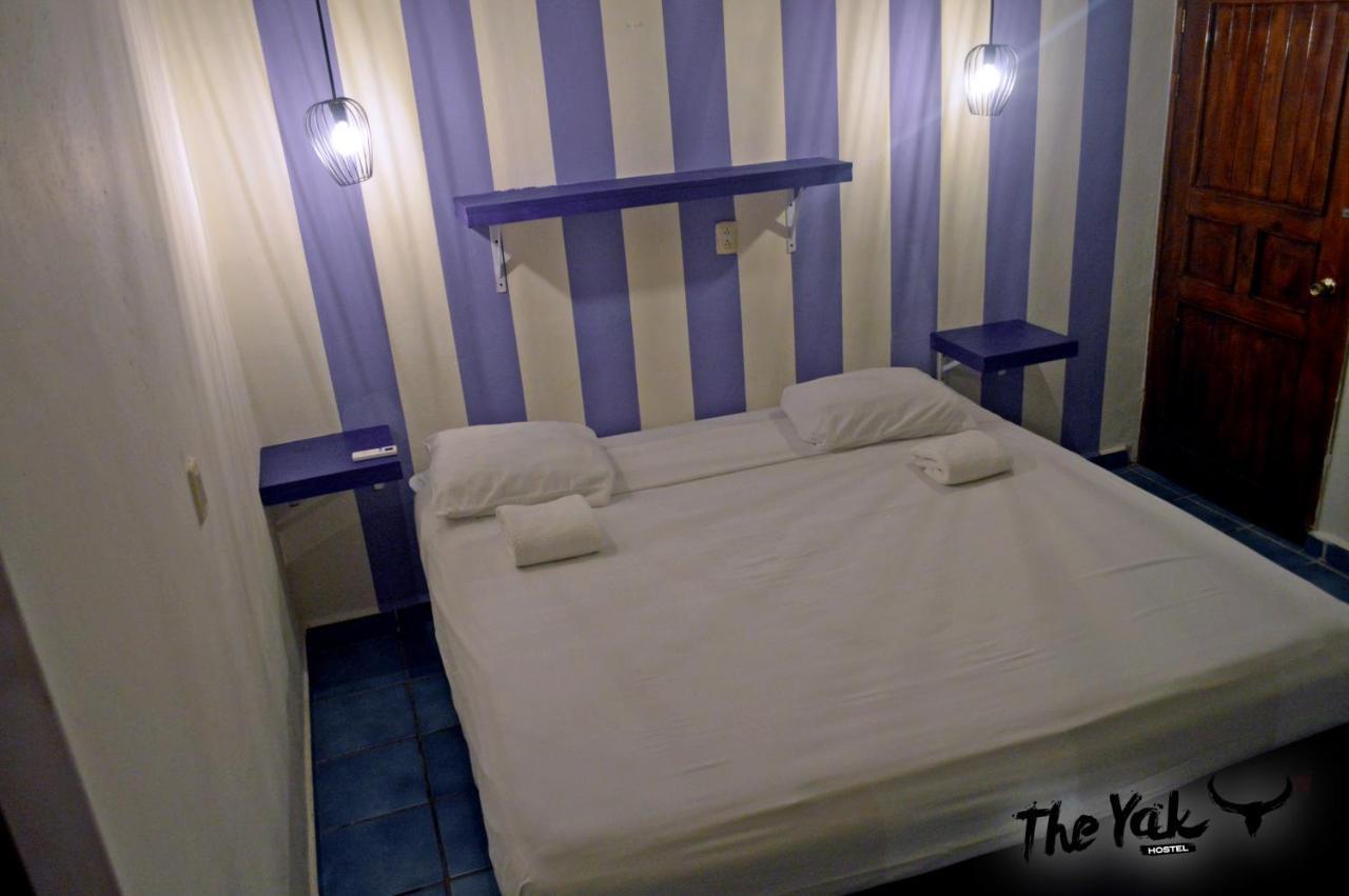 The Yak Hostel Playa del Carmen Exterior foto